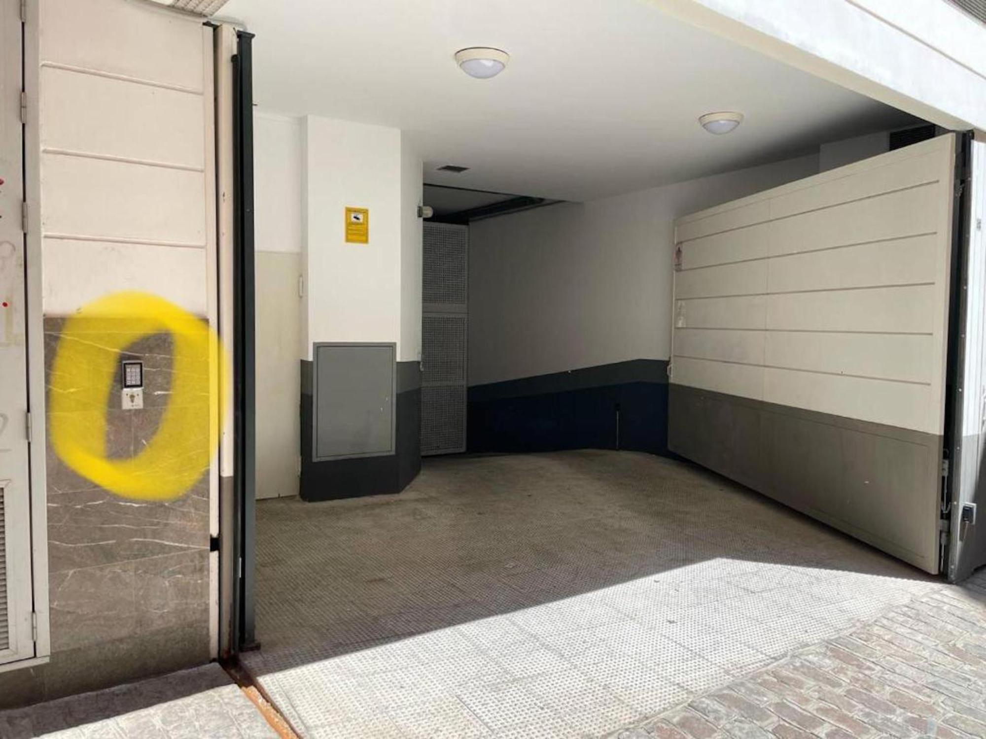 Apartamento En Casco Historico Con Terraza Comunitaria Y Parking Opcional Granada Ngoại thất bức ảnh