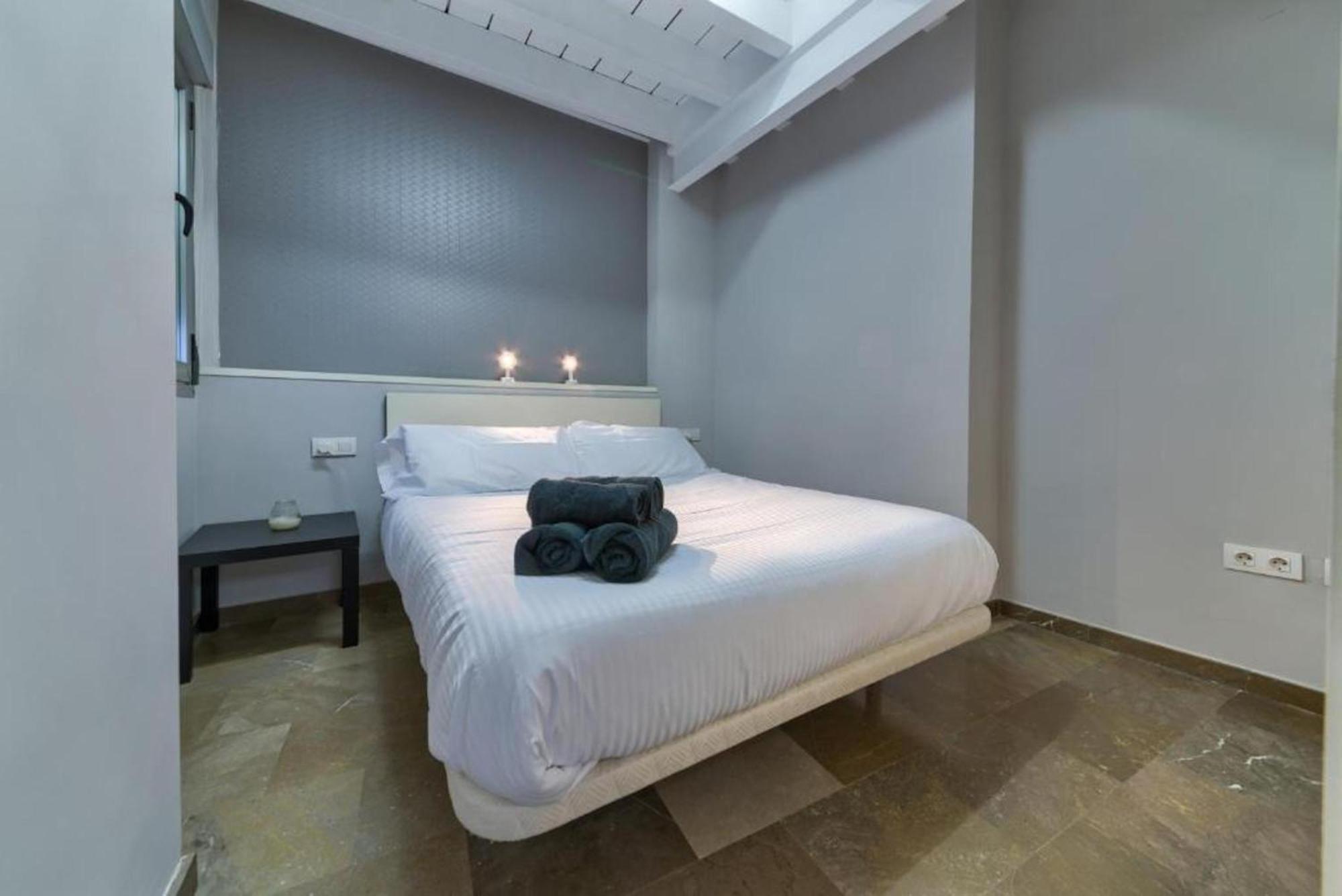 Apartamento En Casco Historico Con Terraza Comunitaria Y Parking Opcional Granada Ngoại thất bức ảnh